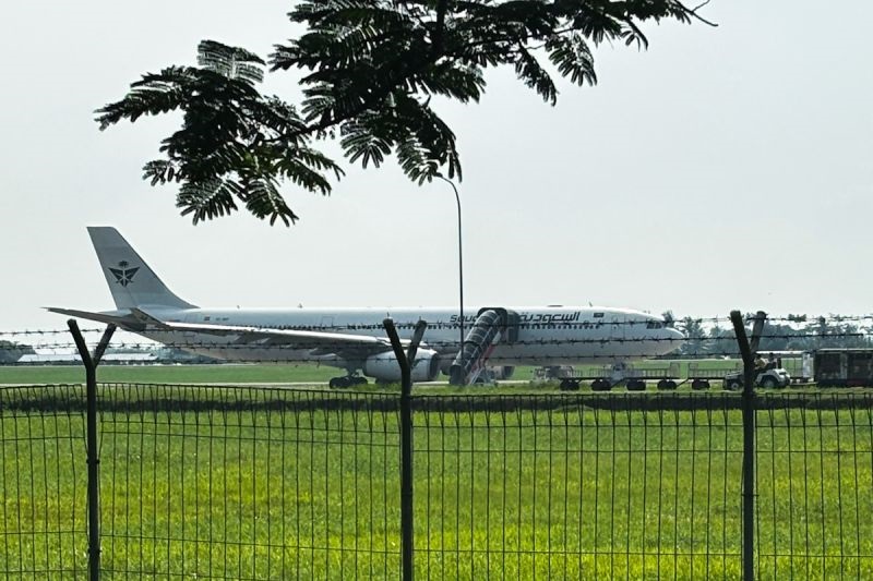 Lagi, Maskapai Bawa Penumpang Haji Surabaya Diteror Bom, Mendarat Darurat di Kualanamu