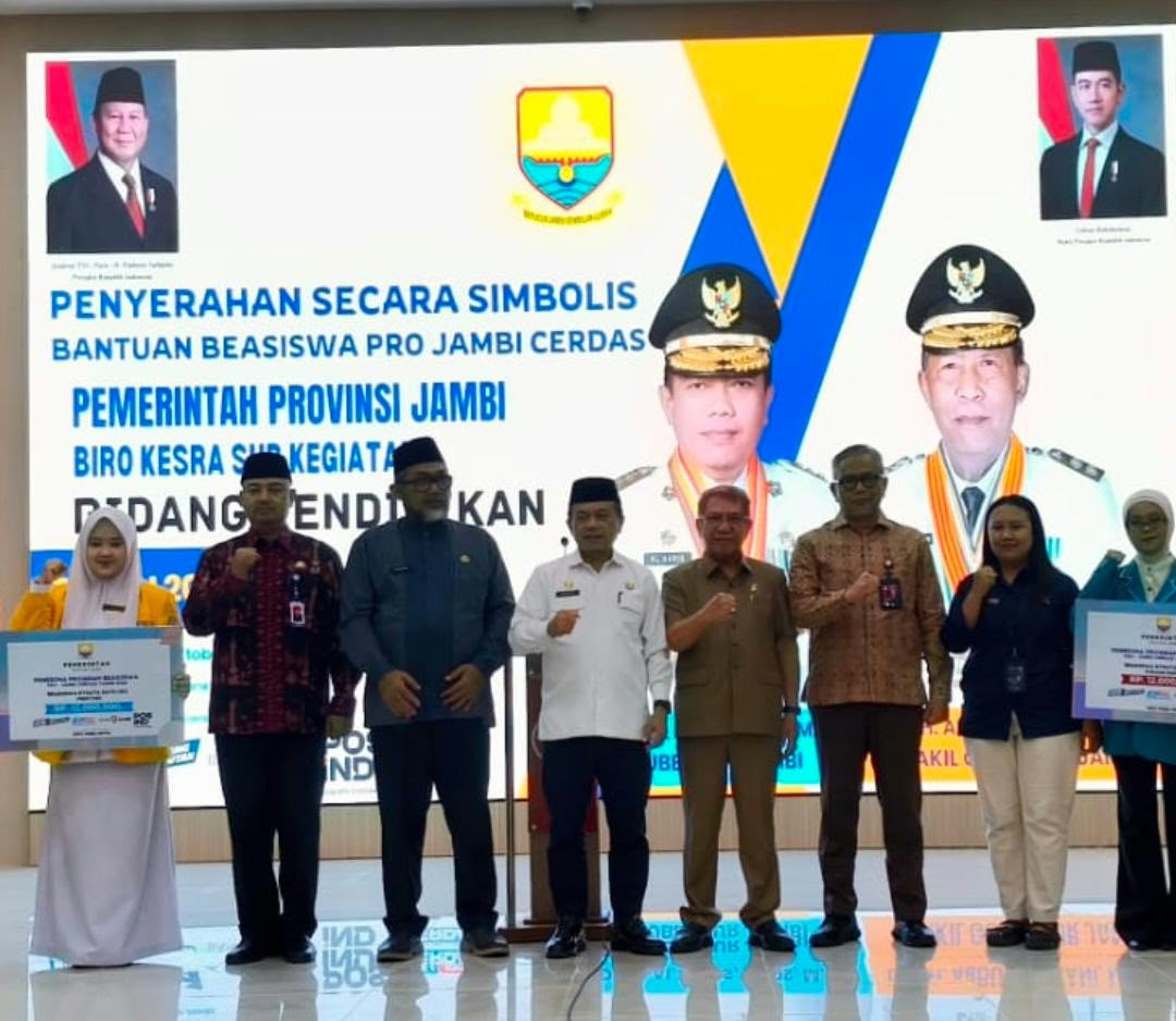 Kucurkan Rp 6 Miliar, Gubernur Al Haris Salurkan Beasiswa Pro Jambi Cerdas 2026 untuk 500 Mahasiswa 