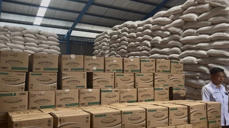 Stok Beras 1.200 Ton, Aman Sebulan Kedepan