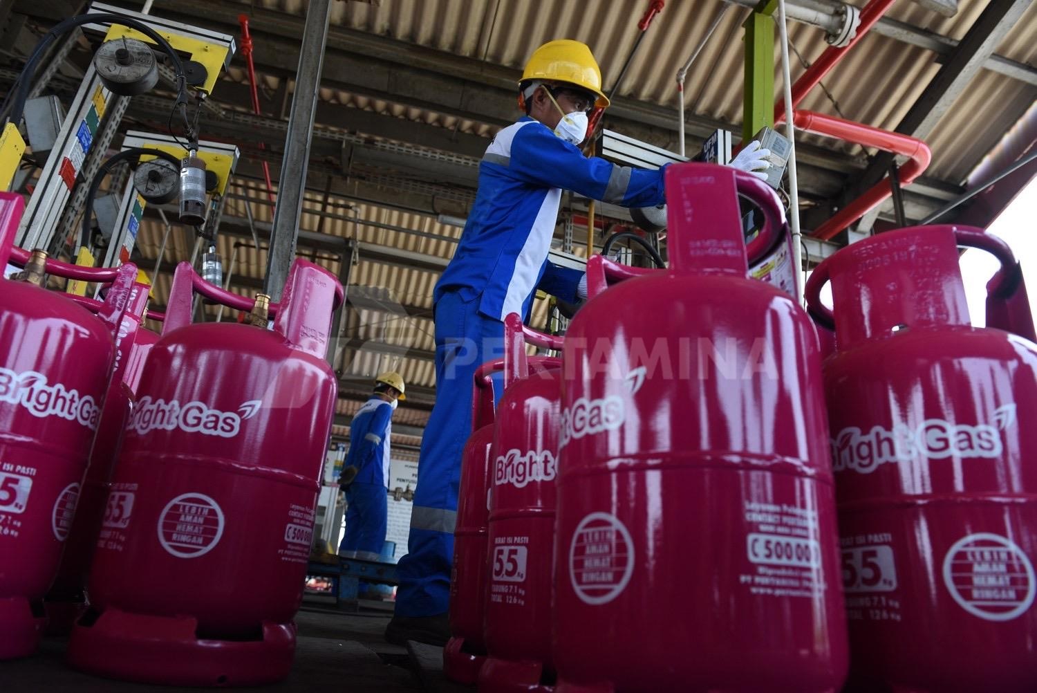 ASYIKNYA! Pertamina Resmi Turunkan Harga LPG 12 Kg 9 Ribu dan LPG 5,5 Kg 4 Ribu