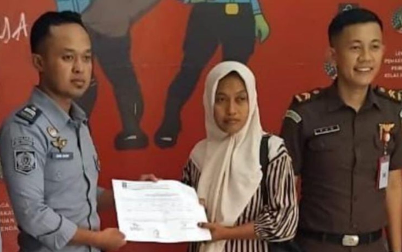 Kronologi Guru Masuk Bui Usai Dituduh Pukul Murid yang Ternyata Anak Polisi