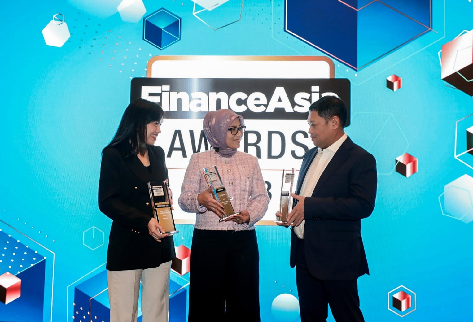 KEREN! Bank Mandiri Boyong 10 Penghargaan dari FinanceAsia, Jadi Terbaik dalam kategori Sustainable Bank & ESG