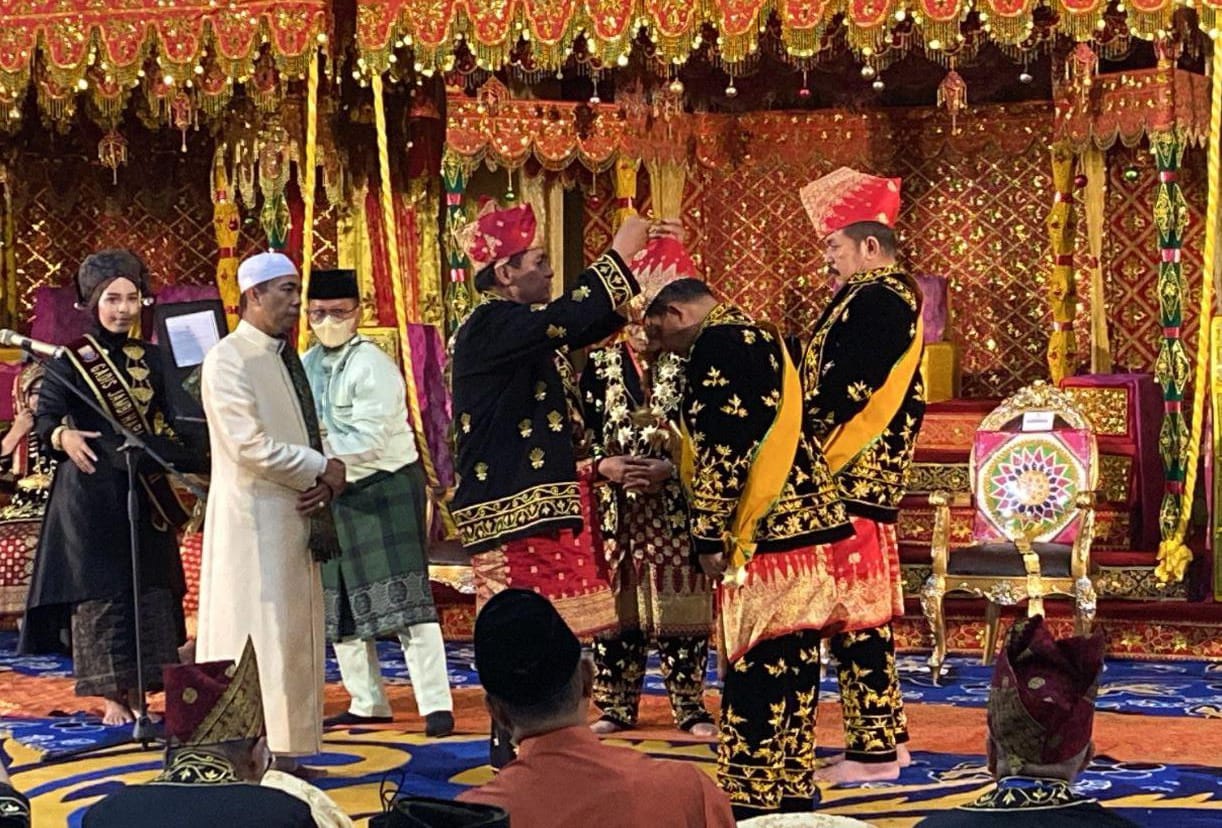 Mendagri dan Jaksa Agung Resmi Dianugerahi Gelar Adat Melayu Jambi, Ini Sebutannya