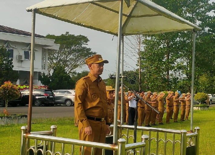 Pimpin Apel Perdana, Wabup Muslimin Tanja Ingatkan ASN Tetap Disiplin