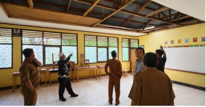 Kondisi SDN 203 Pekan Jumat Kabupate Bungo Memprihatinkan
