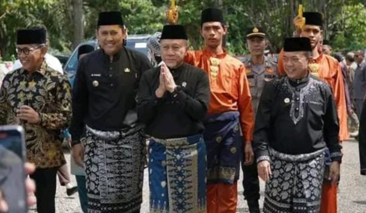 Zulhas Kabulkan Permintaan Bupati H M Syukur