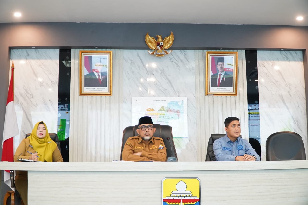 Sekda Sudirman Ikuti Zoom Meeting Bersama Mendagri Terkait Jadwal Pelantikan Kepala Daerah Terpilih