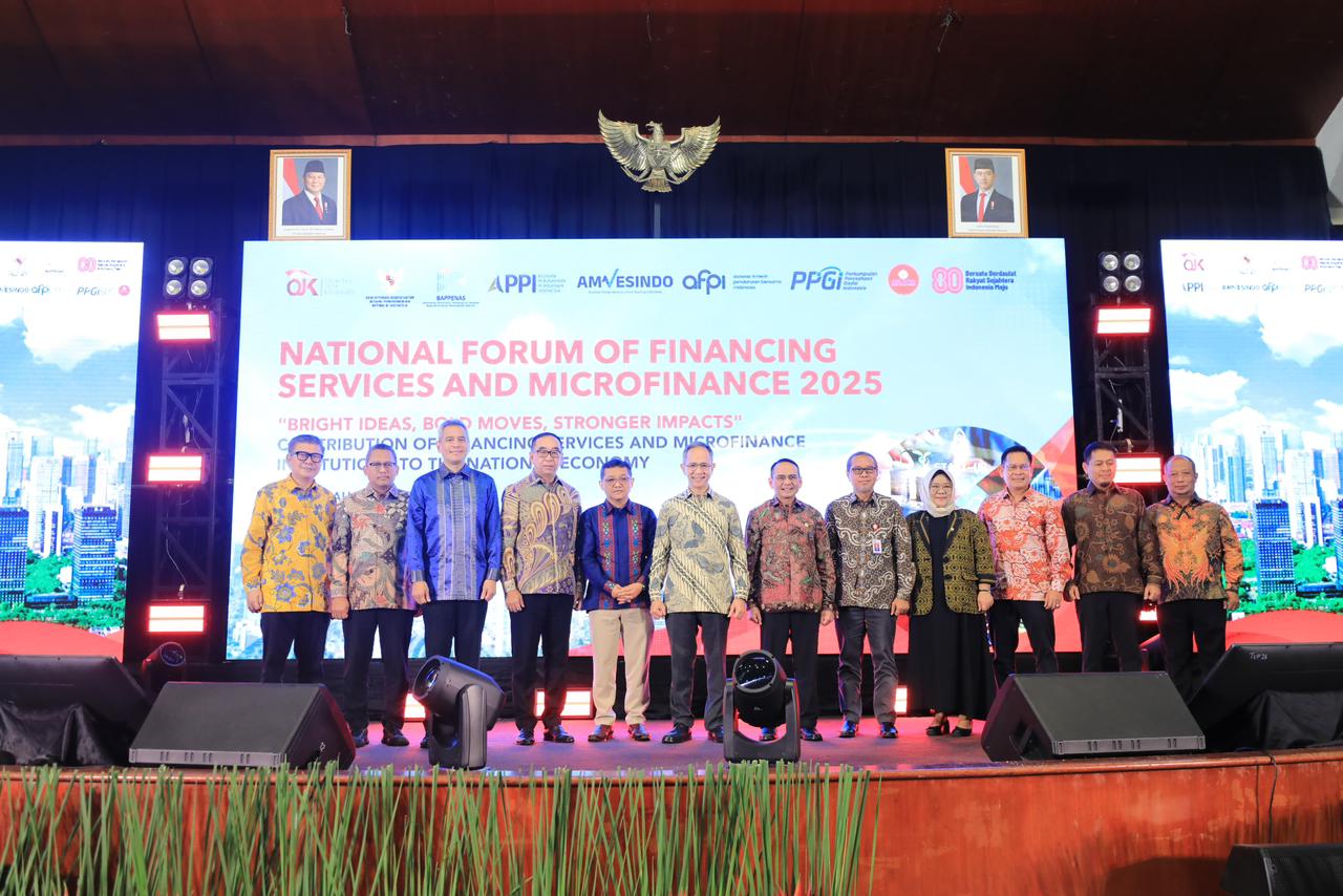 Komitmen OJK Perkuat Kontribusi Sektor Prmbiayaan dan LKM Terhadap Perekonomian Nasional