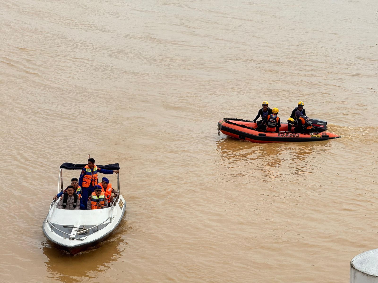 Ini Ciri-ciri Perempuan yang Dikabarkan Lompat dari Jembatan Aur Duri I 