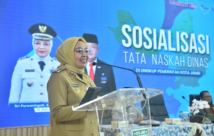 Sri Purwaningsih Buka Sosialisasi Perwal Tata Naskah Dinas Pemkot Jambi