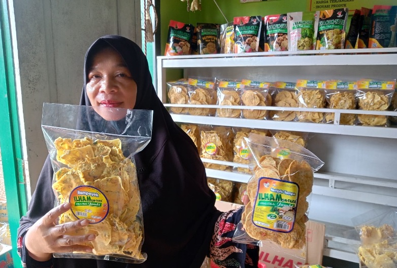 Bermodal Awal Rp.100 Ribu, Rempeyek Ilham Menembus Mimpi Bersama KUR BRI