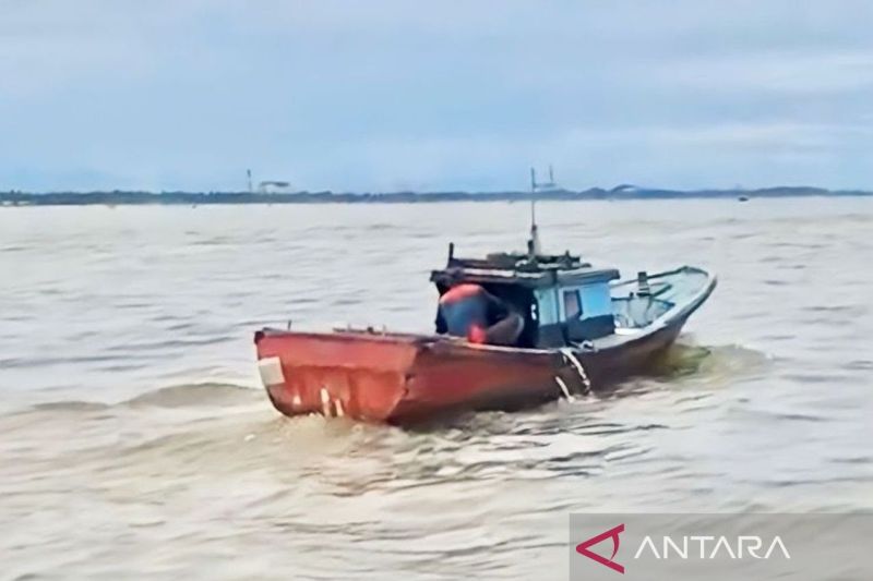 BMKG Imbau Nelayan Waspadai Gelombang Tinggi Mencapai 2,5 Meter