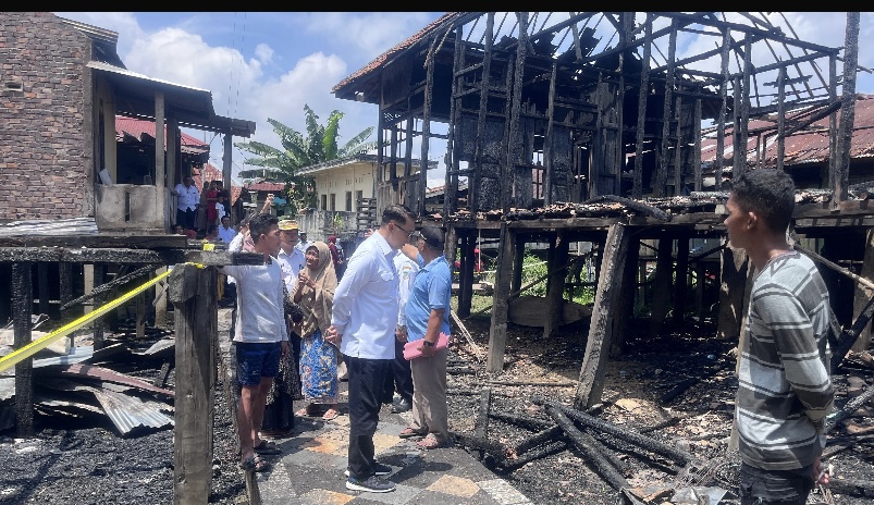 Prihatin Dengan Peristiwa Kebakaran di Arab Melayu, Fasha Beri Tali Asih Untuk Korban