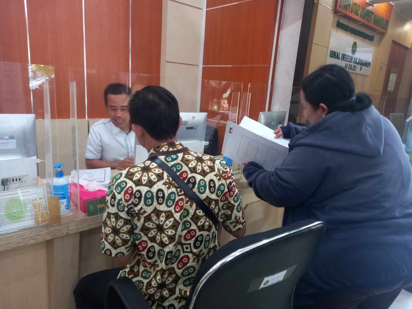 Empat Tersangka Kasus Suap RAPBD Provinsi Jambi Fraksi Golkar Dilimpahkan 