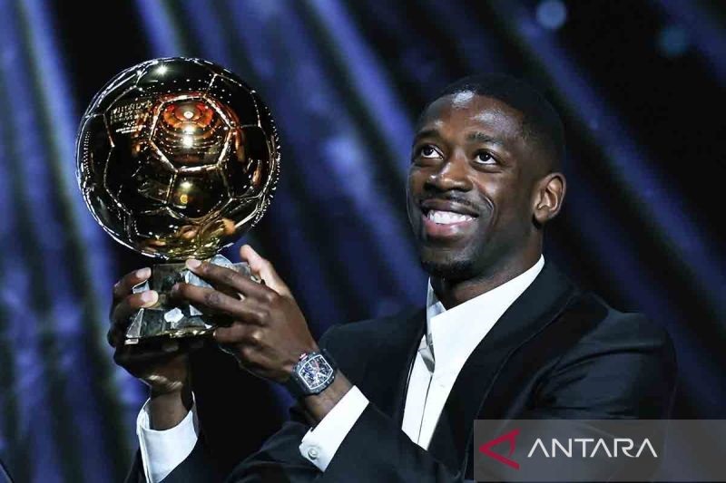 Ungguli Mbappe, Ousmane Dembele Raih Pemain Terbaik FIFA 2025
