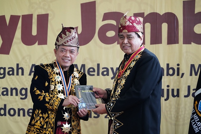 Gubernur Al Haris : Pemangku Adat Melayu Jambi Mitra Pemerintah Dalam Pembangunan