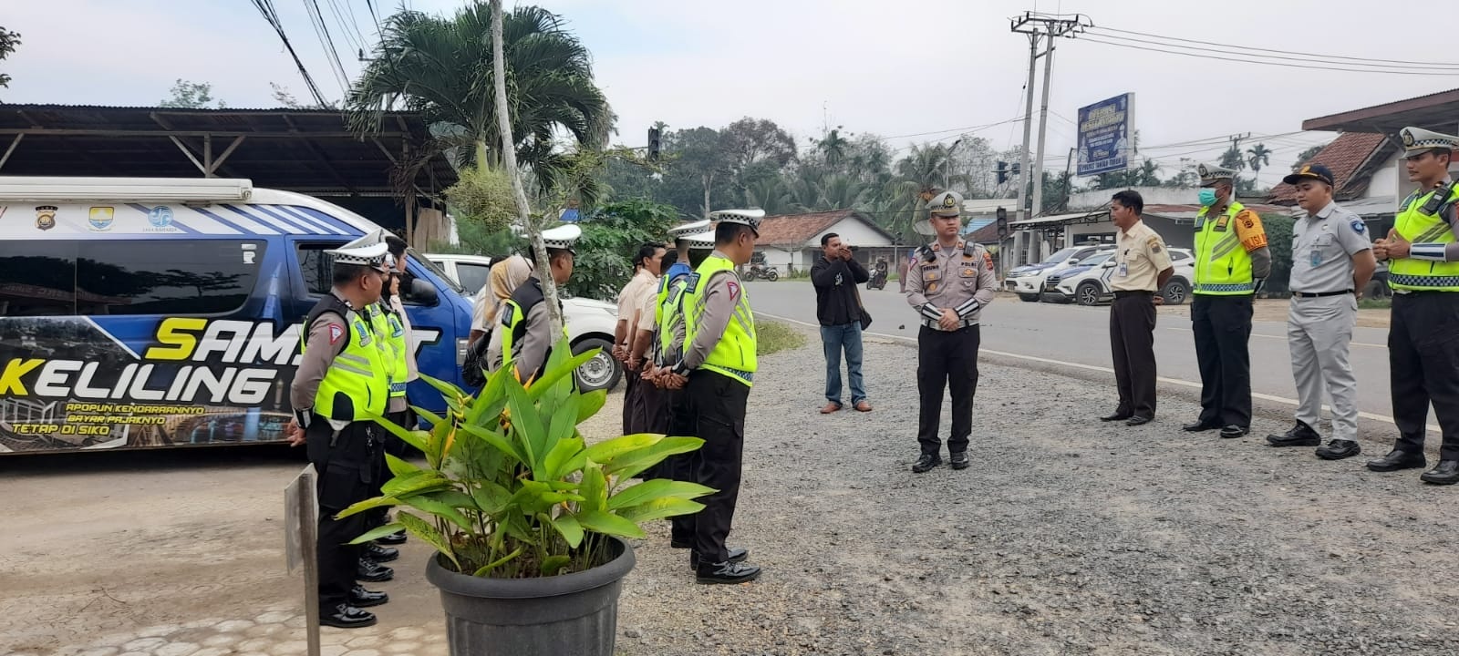 Cek Masa Berlaku SWDKLLJ Kendaraan Bermotor, Jasa Raharja Razia Bersama Tim Samsat Tanjabtim