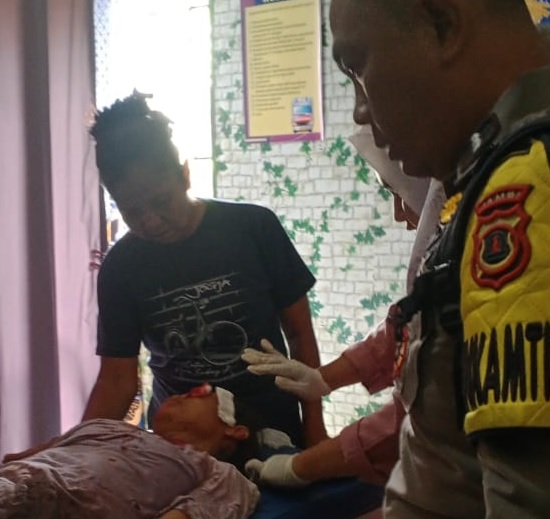 Petani Karet di Mestong Diserang Beruang saat ke Kebun