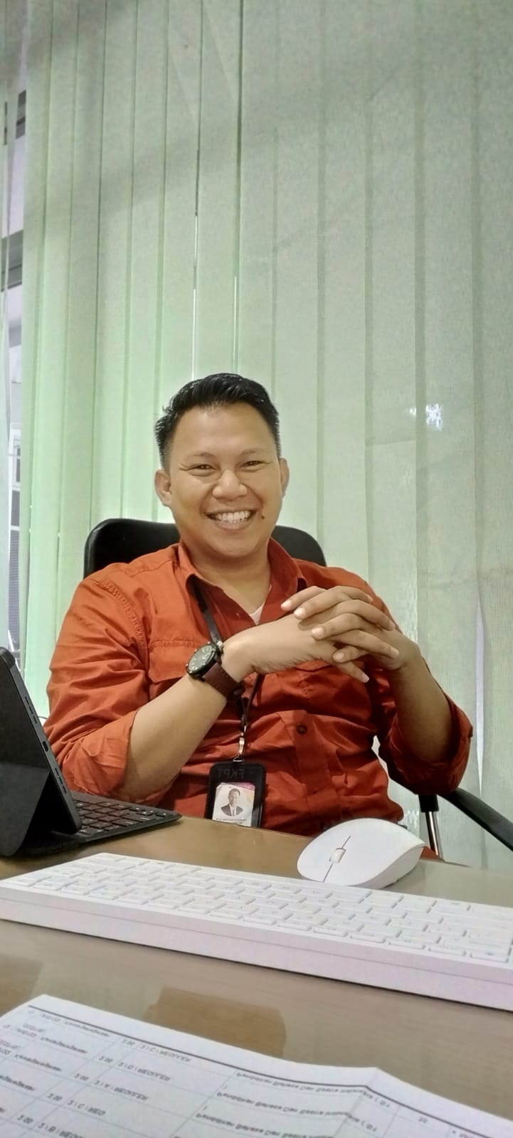 Kepemimpinan Hikmat dan Bijaksana: Belajar dari KDM dan Tugu Biawak