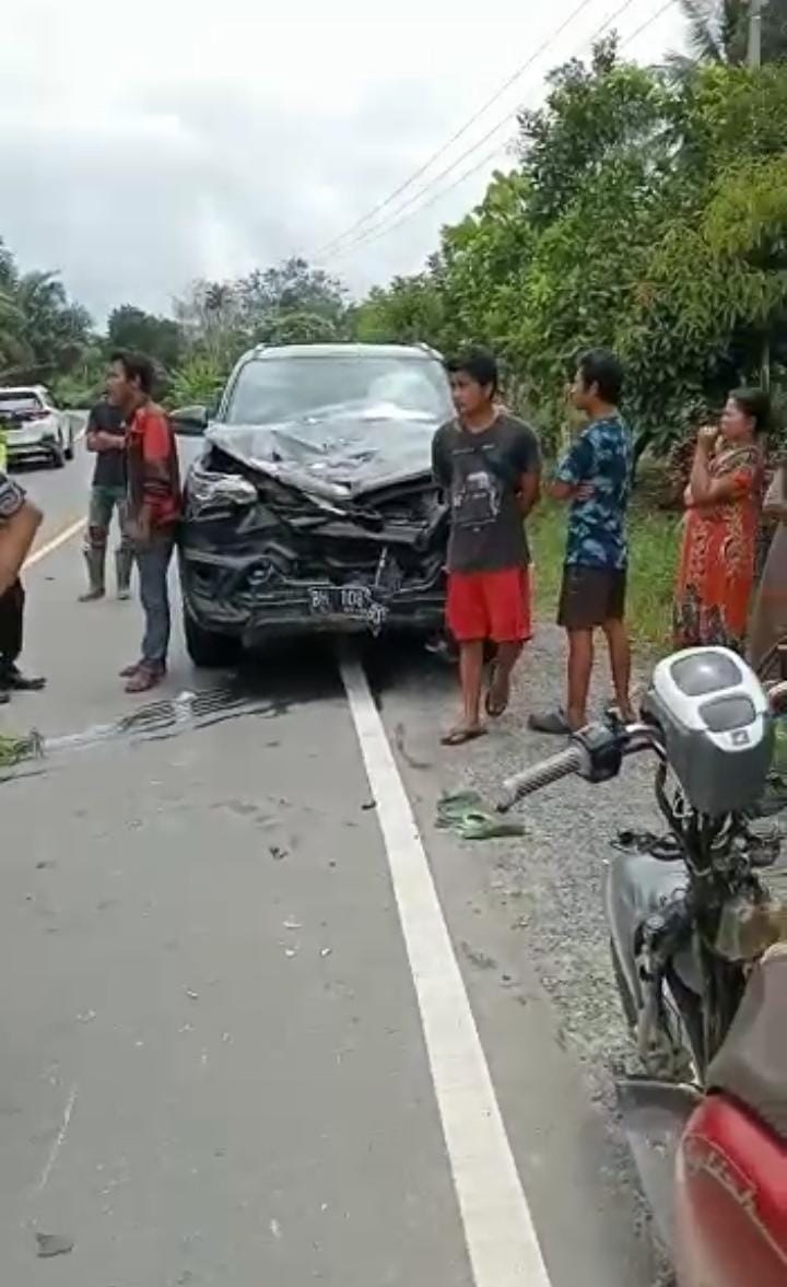 BREAKING NEWS: Mobil Waka DPRD Tanjabbar Alami Kecelakaan di Tanjabtim
