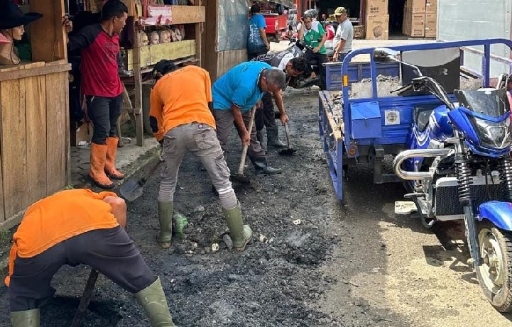 Pedagang Pasar Bawah Bangko Acungkan Jempol Buat Bupati Baru