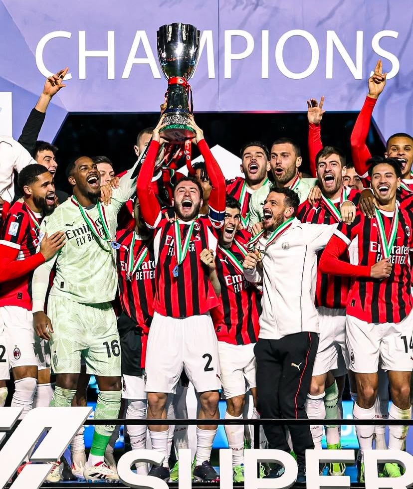  Sikat Sang Rival 3-2, AC Milan Raih Gelar Piala Super Italia 