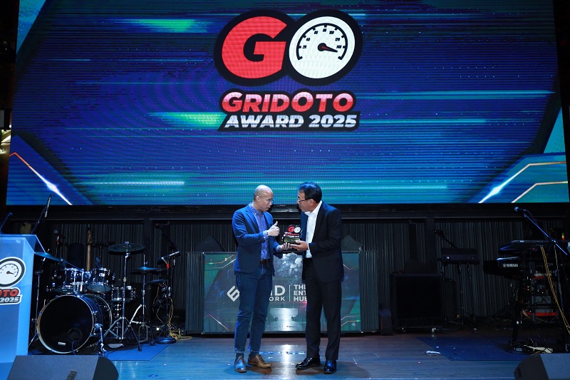 Buktikan Keunggulan Produk, Mitsubishi Destinator Raih Predikat Car of The Year dari Gridoto Award 2025