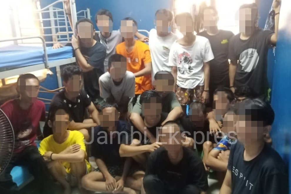    Sudah Idul Adha Nasib 20 Pemuda Jambi yang Ditahan di Malaysia Masih Ngambang, KBRI Sempat Datang