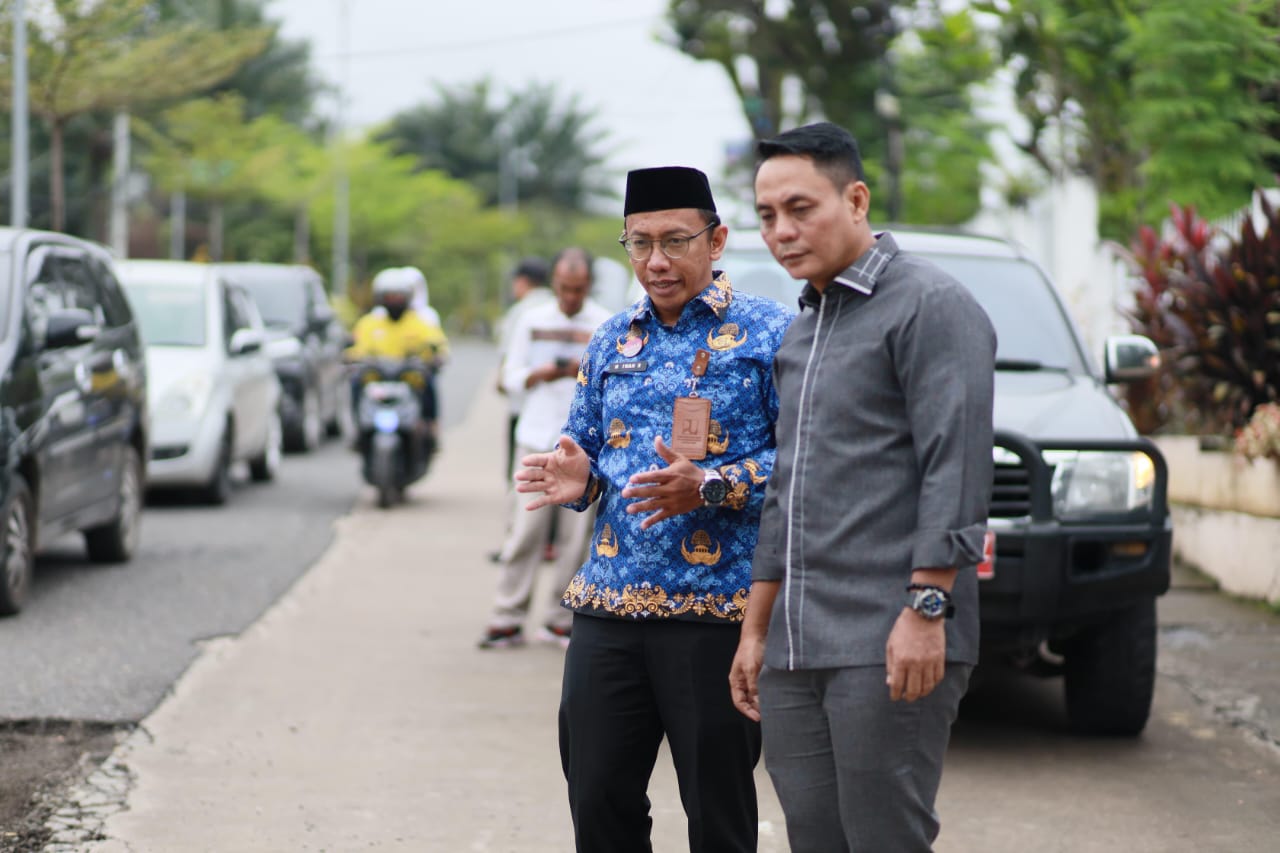 Pastikan Kelancaran Arus Mudik Lebaran, Dinas PUPR Melalui UPTDWP Tangani Sejumlah Ruas Jalan Provinsi