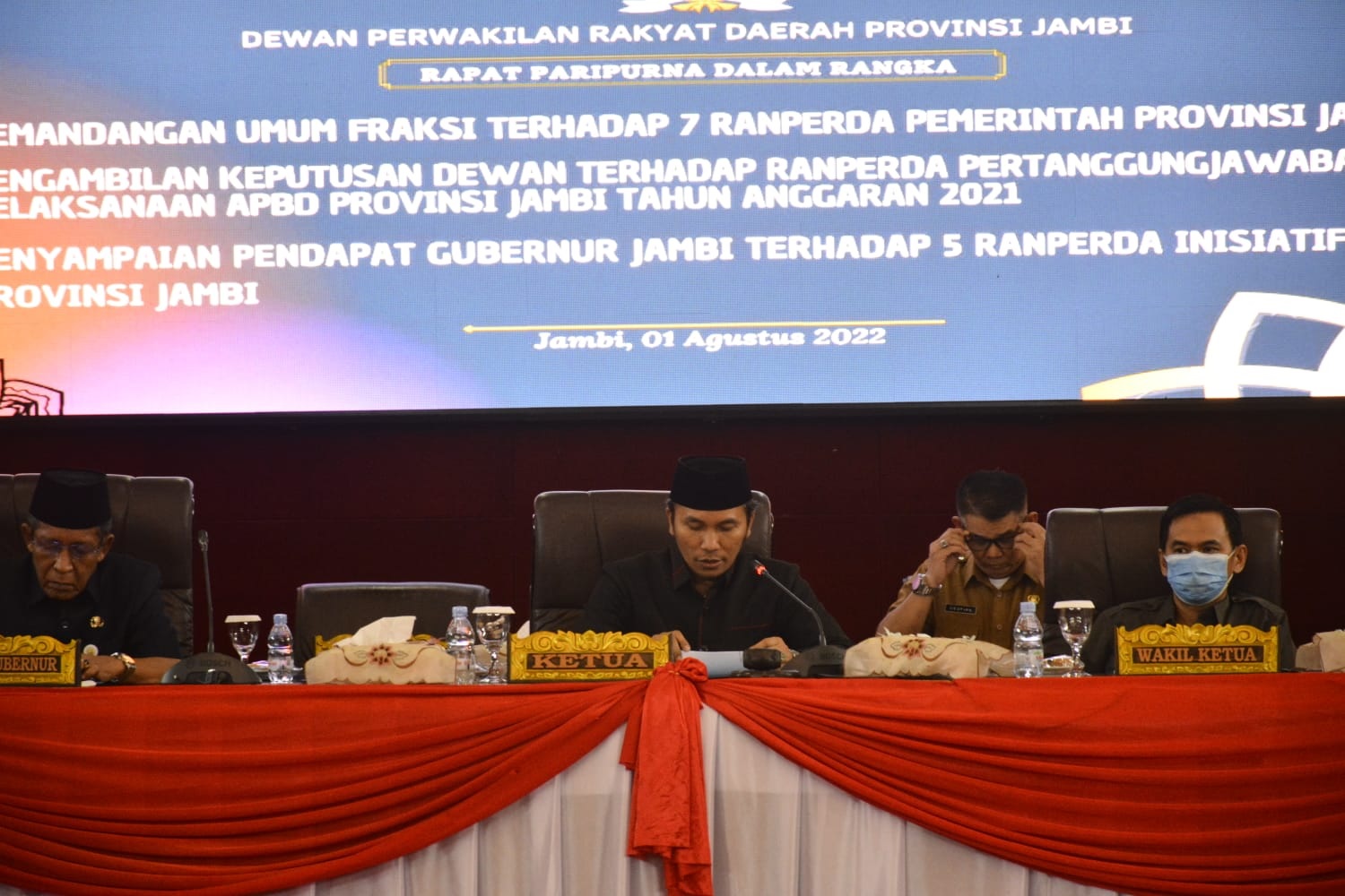 DPRD Gelar Paripurna Pandangan Umum Fraksi, Terhadap 7 Ranperda Pemerintah Provinsi Jambi