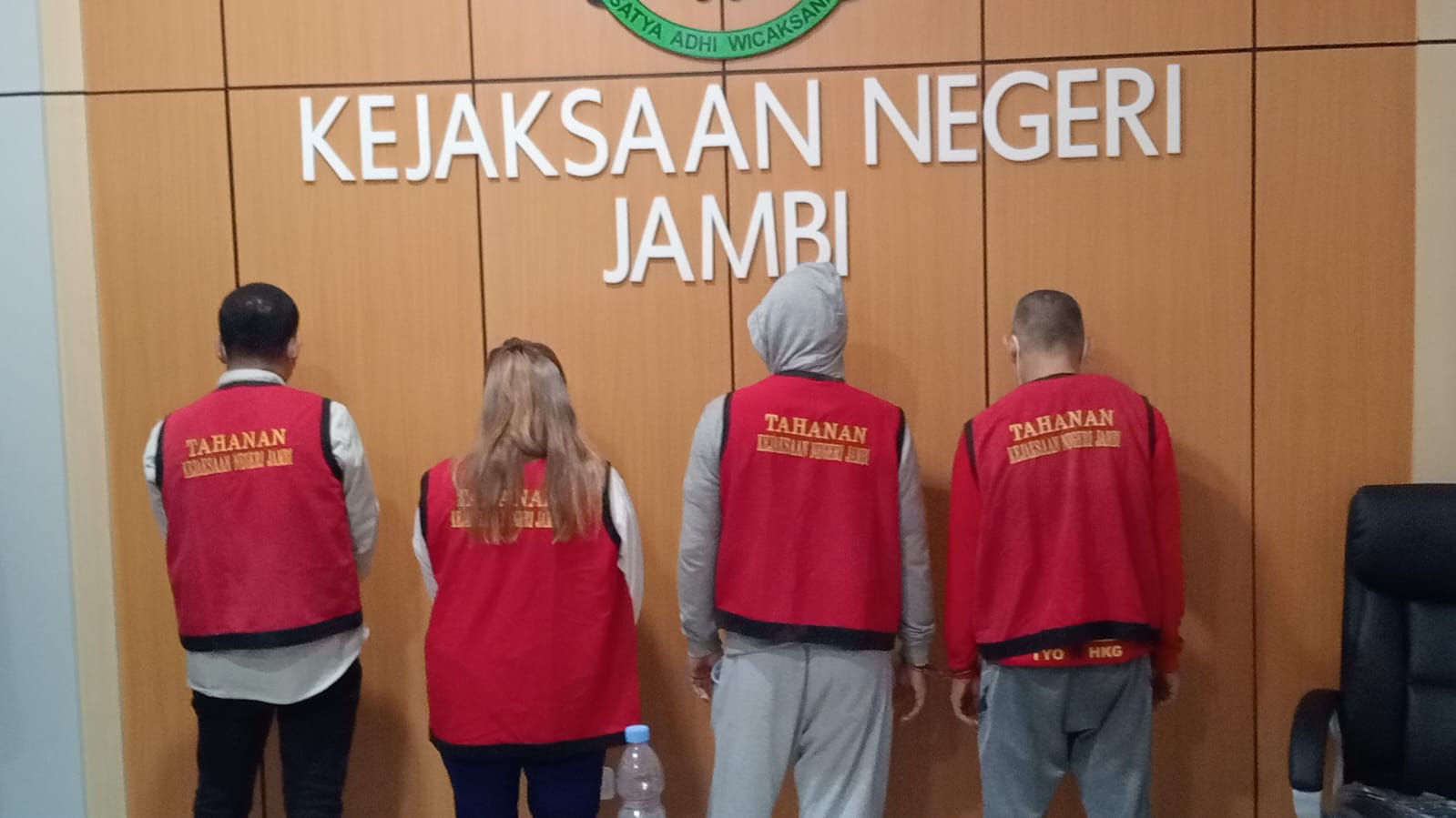 Kejari Jambi Terima Pelimpahan 4 Tersangka Kasus Narkoba dan TPPU Jaringan Ratu Narkoba Jambi 