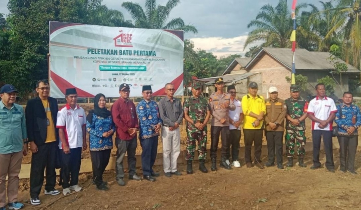 Bupati H M Syukur Ikuti Groundbreaking KDKMP