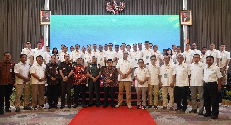 Danrem 042/Gapu Hadiri Pelantikan Pengurus GAPKI Jambi Periode 2025–2030