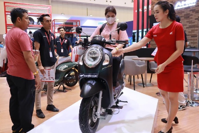 Model Terbaru Honda Scoopy Jadi Favorit Pengunjung IMOS+ 2023   