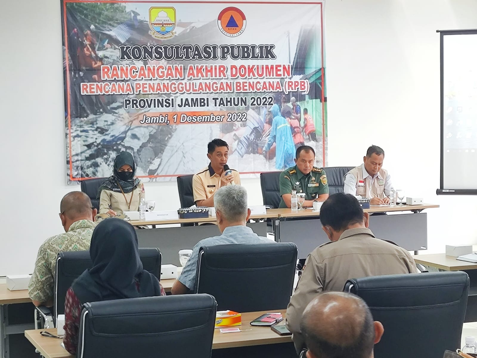 Rapat Konsultasi Rancangan Akhir Dokumen Rencana Penanggulangan Bencana Provinsi Jambi Tahun 2023-2027