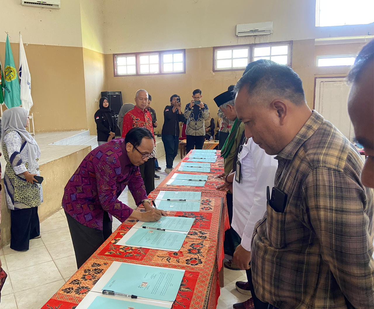 Perkuat Kelembagaan Univeristas Graha Karya MOU Bersama Pemerintah dan Swasta