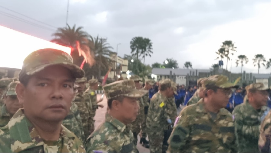   PAGI! — Dari Yel-Yel Rumpin hingga Brevet Bela Negara