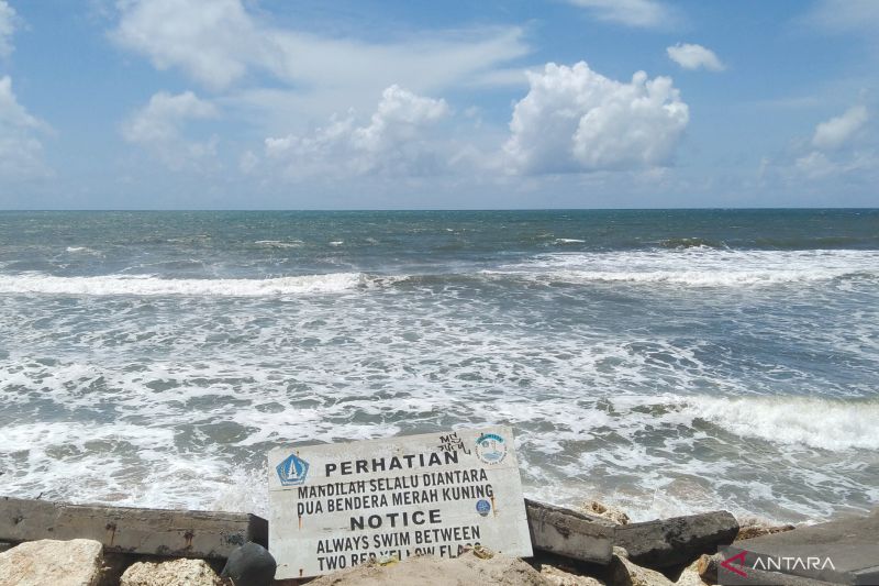 BBMKG Terbitkan Peringatan Dini Potensi Gelombang 4 Meter di Bali