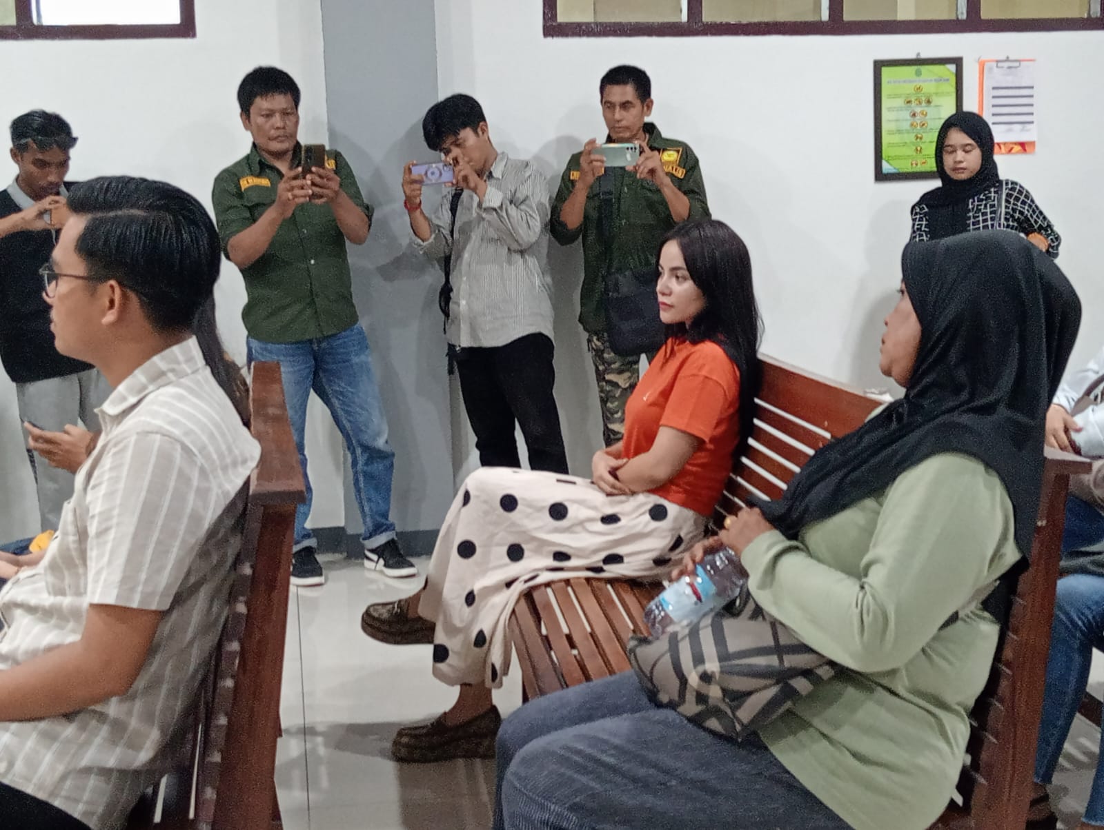 Dinar Candy Hadiri Sidang Ko Apex di Persidangan 