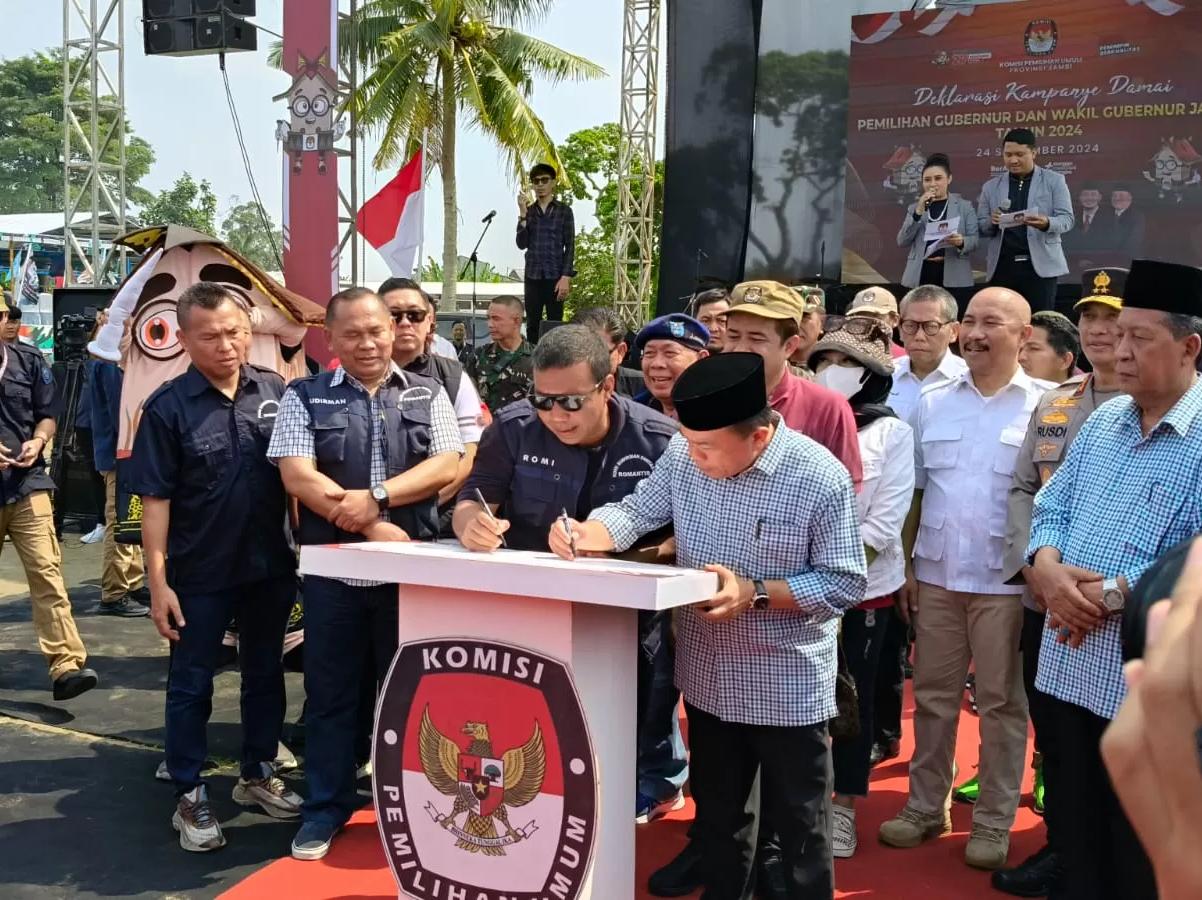 KPU Provinsi Jambi Gelar Deklrasi Damai, Berikut Tiga Poin Janji Paslon dan Partai Pengusung 