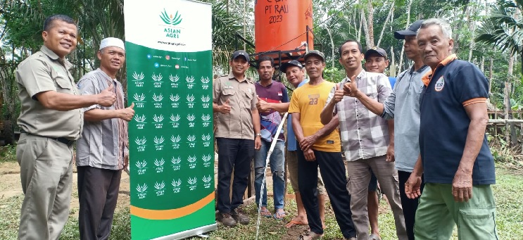 Asian Agri Bangun Sumur Bor Bagi Warga Yang Kesulitan Air Bersih di Dusun Tanggo Rajo & Desa Tuo Sumay-Jambi