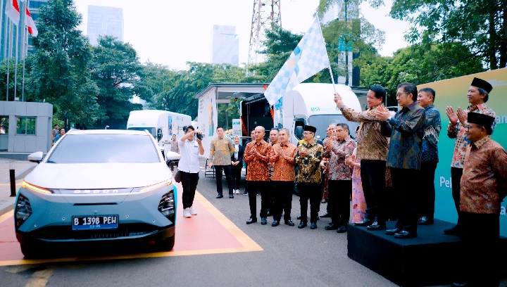 Dukung Implementasi ESG, BSI Luncurkan Mobil Operasional Listrik dan Digital Carbon Tracking Pada Milad ke-4