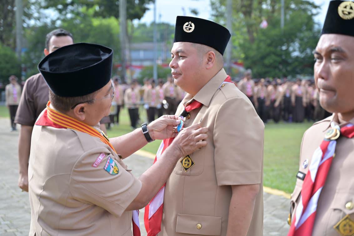 Kemas Faried Dianugerahi Pancawarsa Satu, Maulana: Pramuka Harus Jadi Garda Terdepan Lawan Pengaruh Negatif