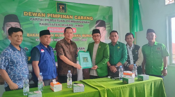 BBS Boyong Pengurus Teras PAN Daftar ke PPP