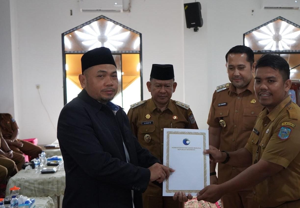 Bupati H M Syukur Minta ASN Pahami Betul HAM