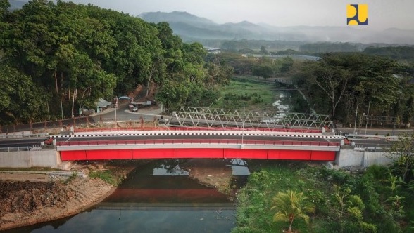 Persiapan Nataru 2024, Kementerian PUPR Tuntaskan Penggantian 9 Jembatan  di Jawa Timur, Berikut Lokasinya