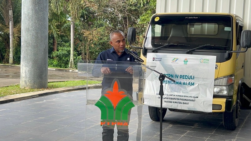 Tanggap Darurat Pasaman Barat 2 Minggu, PTPN IV Regional 4 Salurkan Bantuan