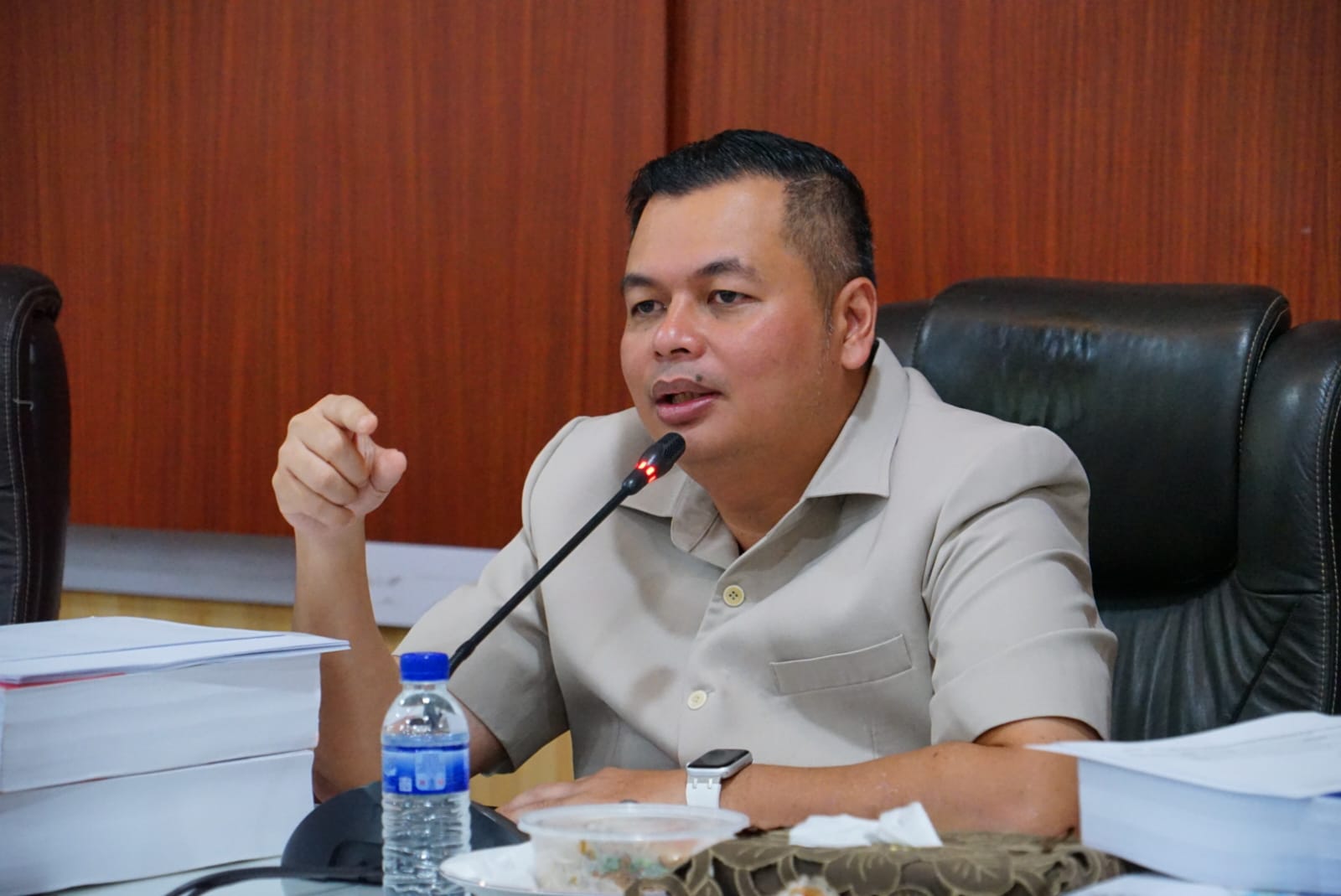 Dewan Sentil PDAM Tirta Mayang, Minta Dirut Baru Benahi Pelayanan Air Bersih