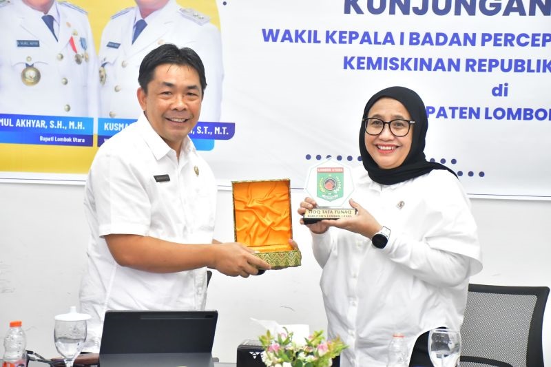 Perkuat MBG, Prabowo Lantik Nanik Deyang dan Soni Sanjaya Jadi Waka BGN