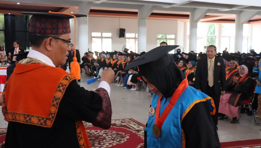 Wisuda ke-116, UNJA Resmi Kukuhkan 1.010 Lulusan